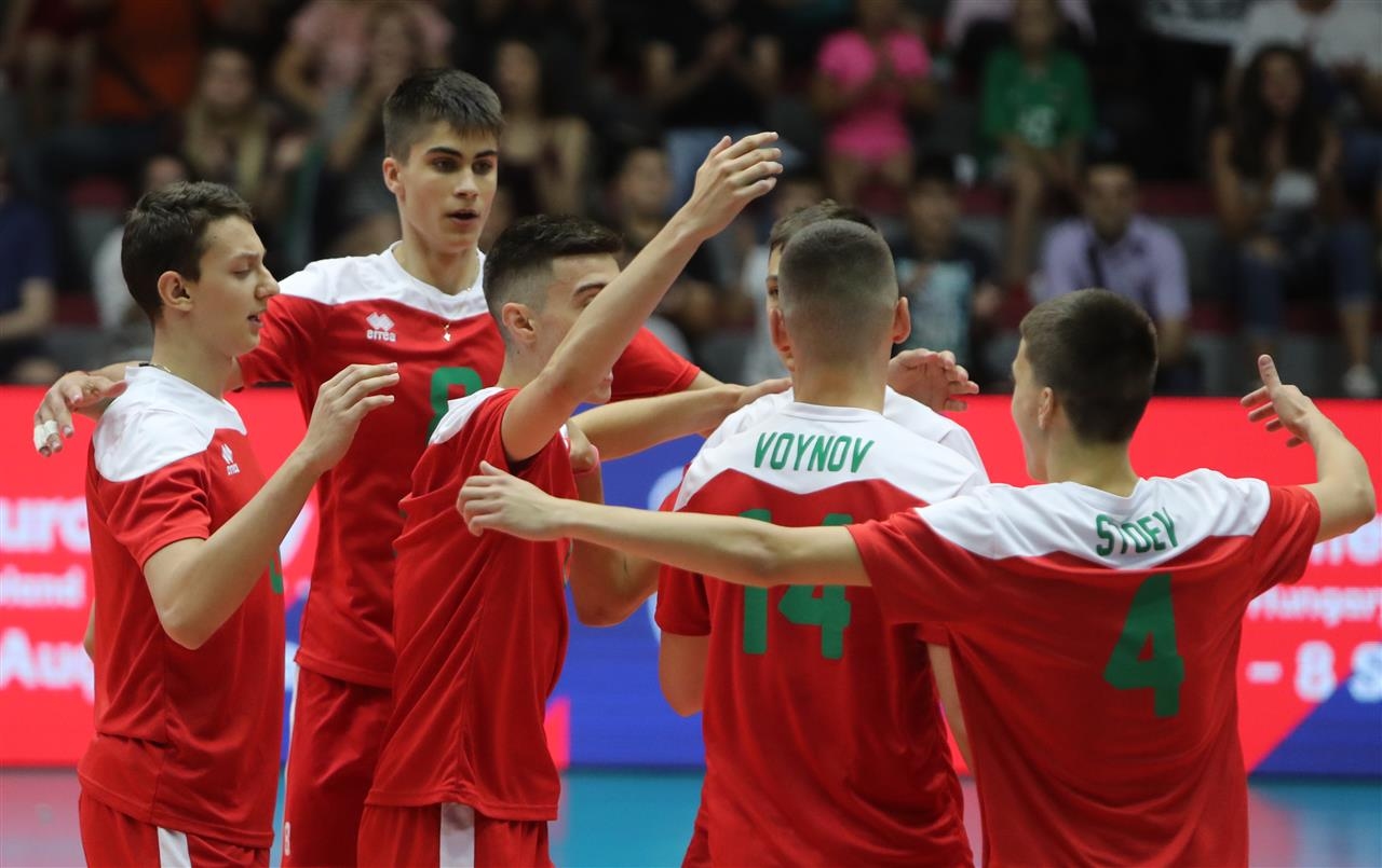 Националният волейболен отбор на България за юноши до 17 години