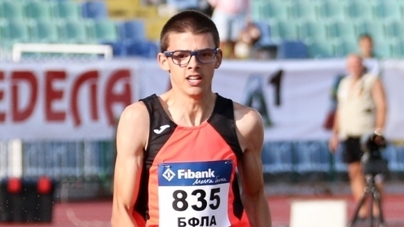 Венелин Георгиев отпадна на полуфиналите в бягането на 200 метра