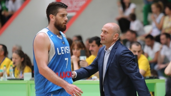 Сребърният медалист на България по баскетбол за мъже Левски Лукойл
