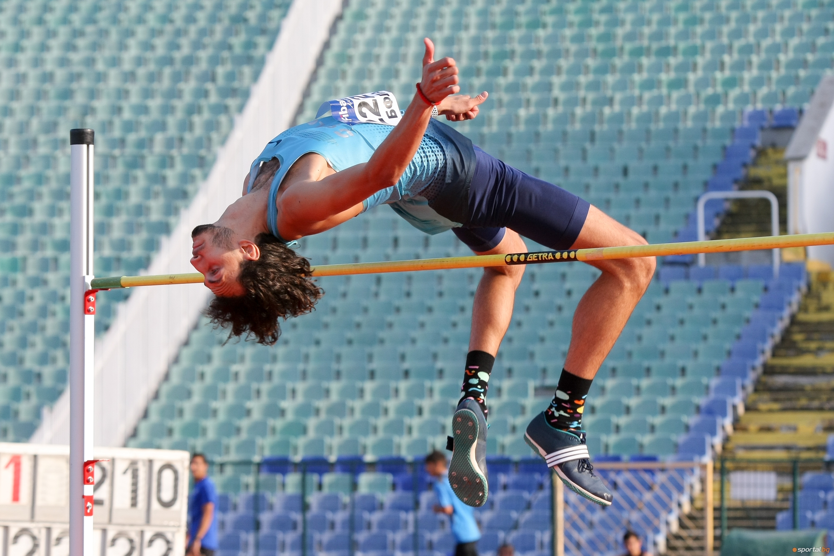 Световният студентски шампион в скока на височина за 2019 година