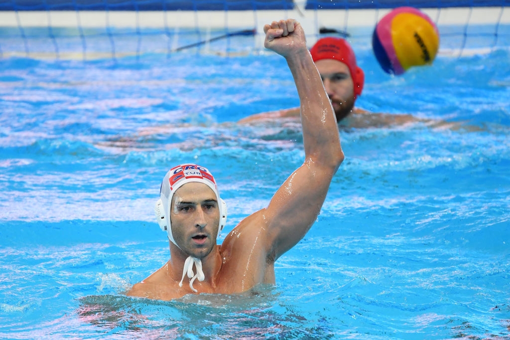 Олимпийският вицешампион Хърватия победи Унгария с 10:7 (2:1, 2:2, 2:2,