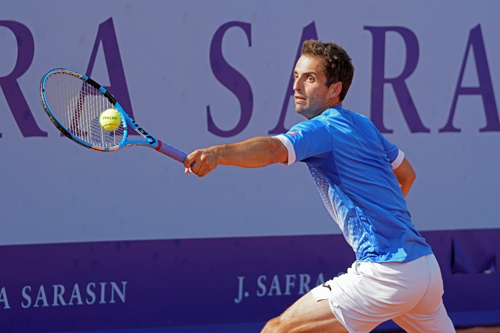 Испанецът Алберт Рамос Виньолас спечели турнира по тенис на червени кортове