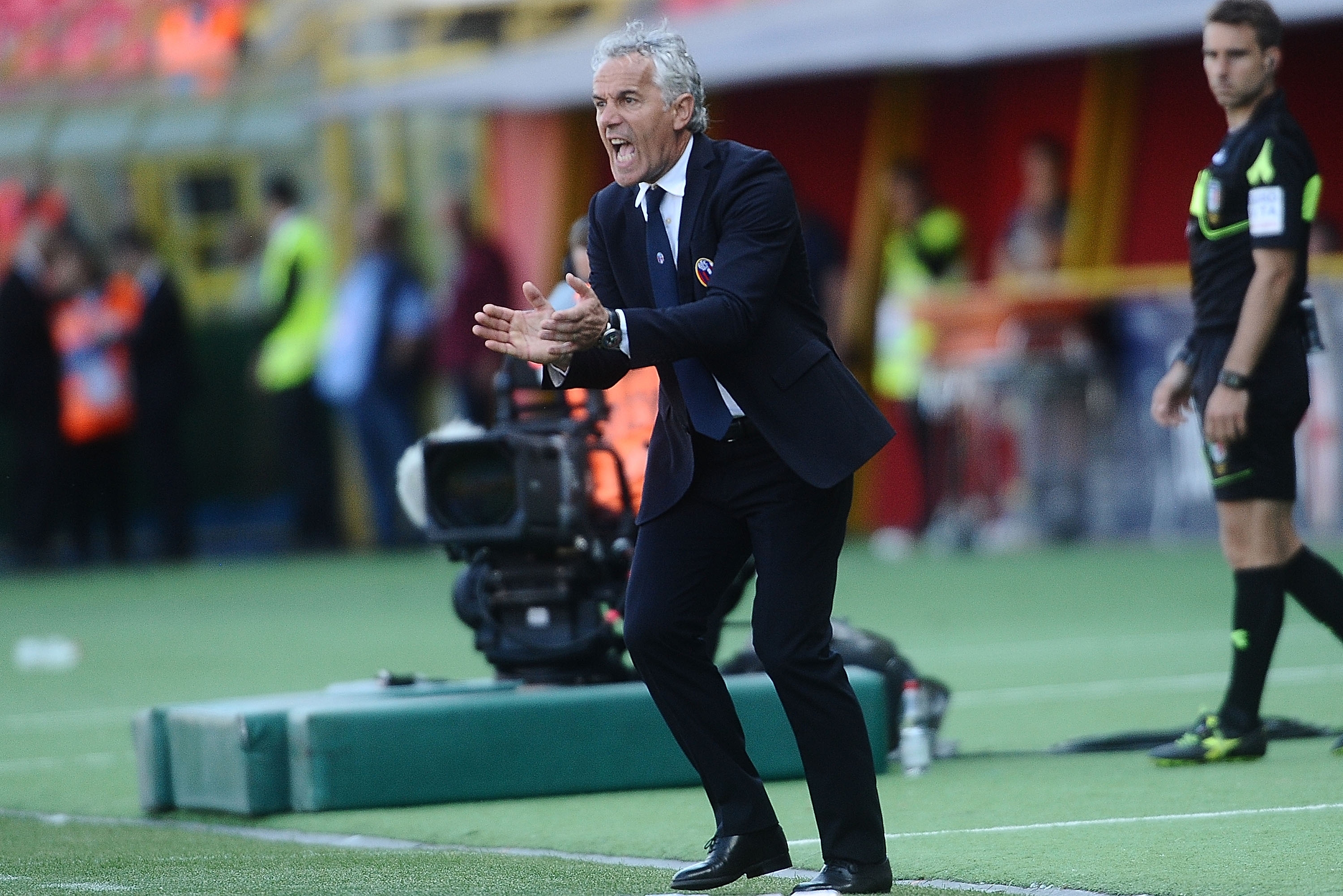 Бившият селекционер на Италия Роберто Донадони ще започне работа в