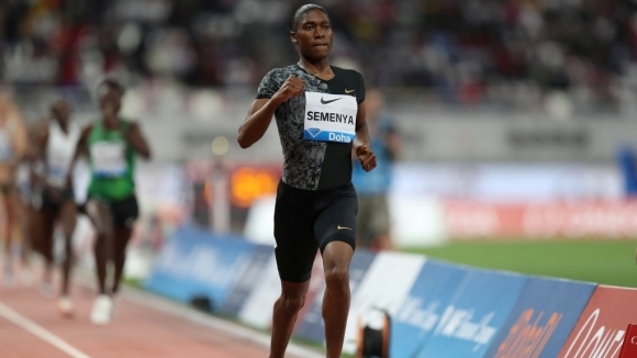 Двукратната олимпийска шампионка на 800 метра Кастер Семеня Южна Африка