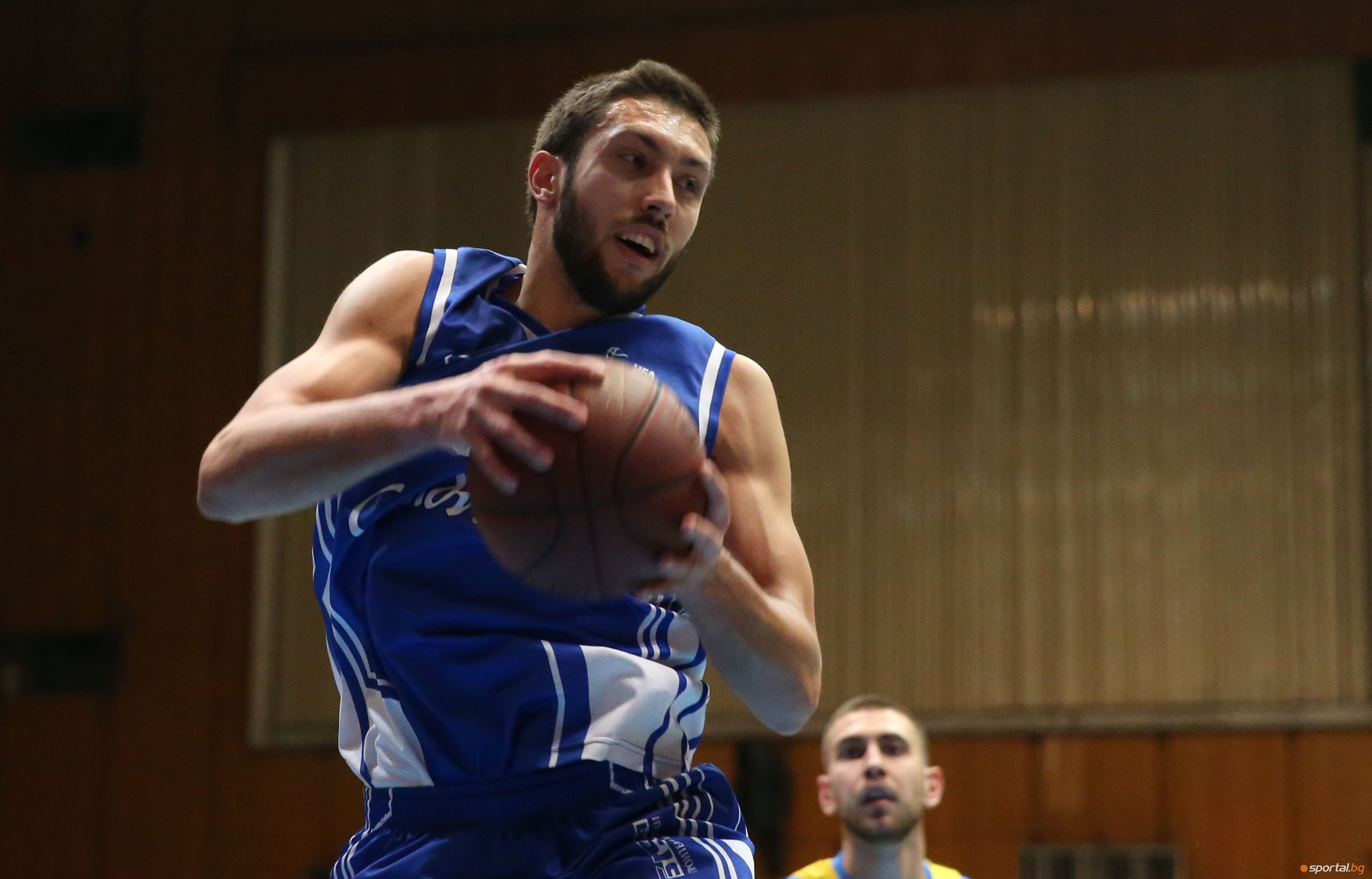 Баскетболният Спартак Плевен направи първия си ход в трансферите през