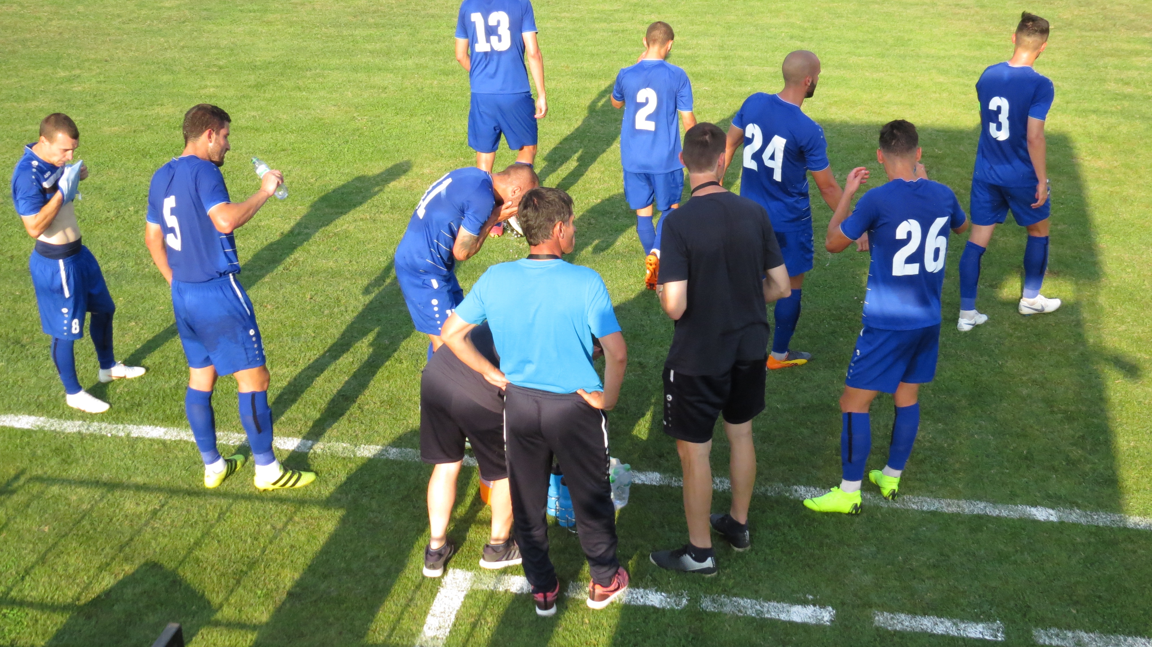 Футболистите на Монтана заминаха днес по обяд за Пазарджик От