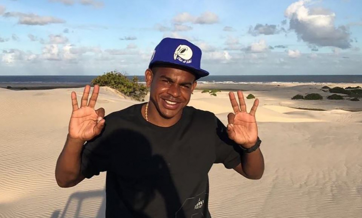 Бившият футболист на Левски Жоазиньо който в момента играе за