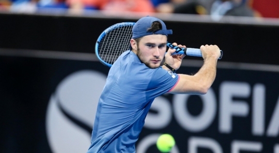Габриел Донев се класира убедително за втория кръг на турнира