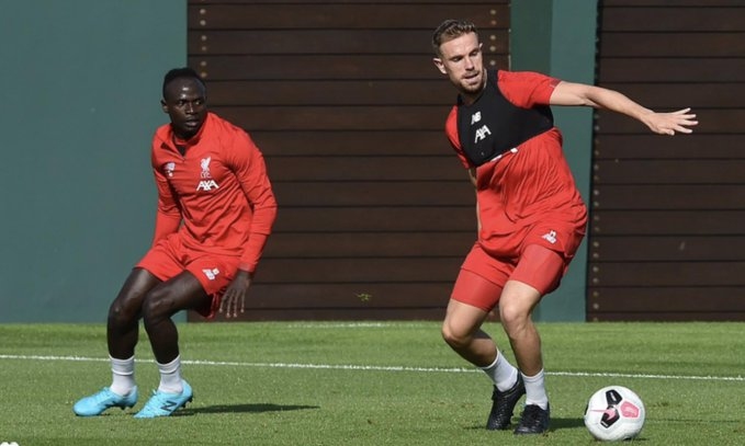 Нападателят на Ливърпул Садио Мане може да играе още в