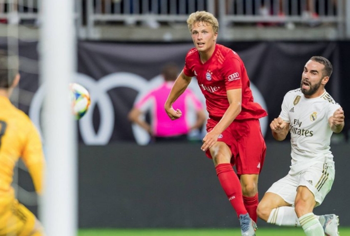 Младата надежда на Байерн Мюнхен Ян Фийте Арп може да бъде