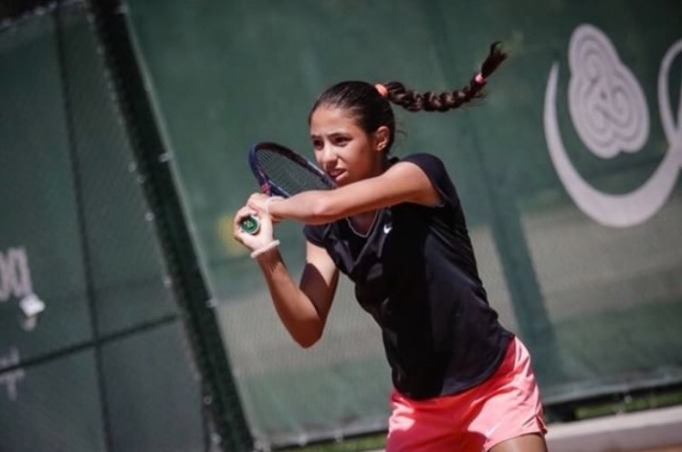 Виктория Велева се класира за четвъртфиналите на турнира за юноши