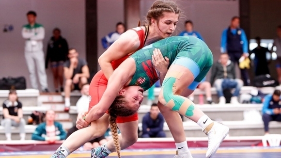 Сезен Белберова ще се бори за бронзов медал в категория