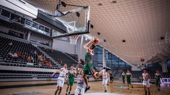 Лидерът на българския национален отбор по баскетбол за 16 годишни Константин