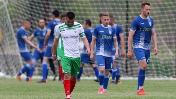 Едноименният тим на град Севлиево победи с 2:0 в Свищов