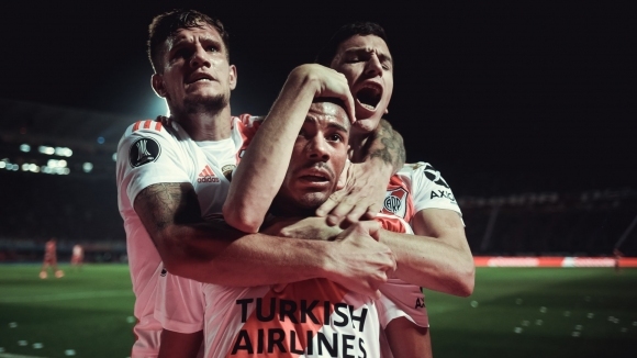 Аржентинските колоси Ривър Плейт и Бока Хуниорс отново излизат един