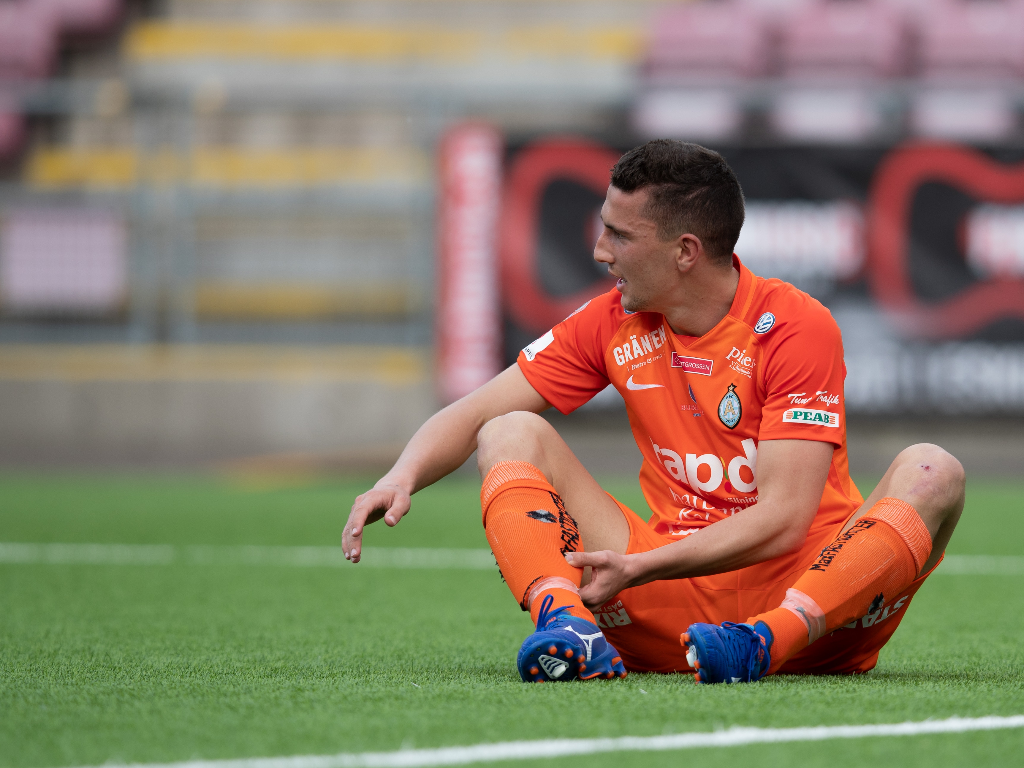 Българският вратар Михаил Иванов отново остана сред резервите на Ескилстуна