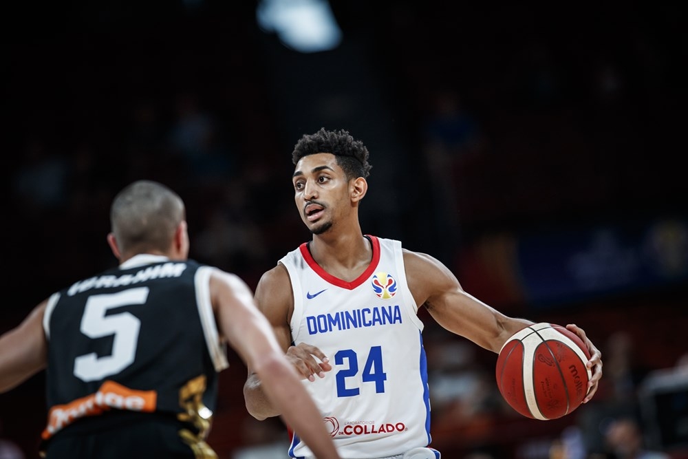 Мъжкият национален отбор по баскетбол на Доминиканска република стартира с