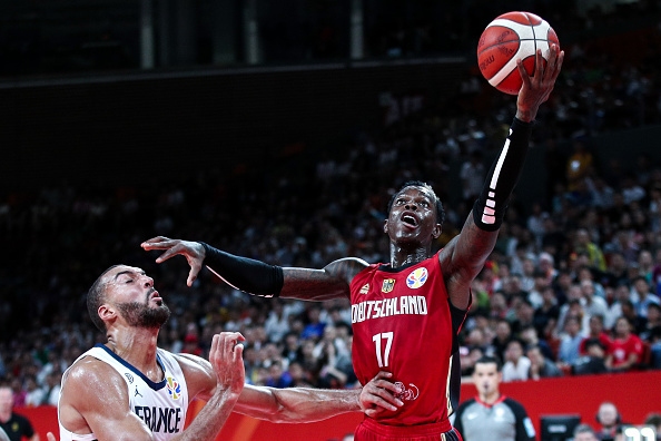 Франция започна с победа на Световното първенство по баскетбол за