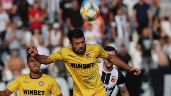 Защитникът Димитър Пиргов е поредният футболист, който ще получи предложение