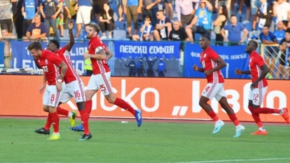 Вчера ЦСКА София завърши 2 2 с Левски а равенството остави червените