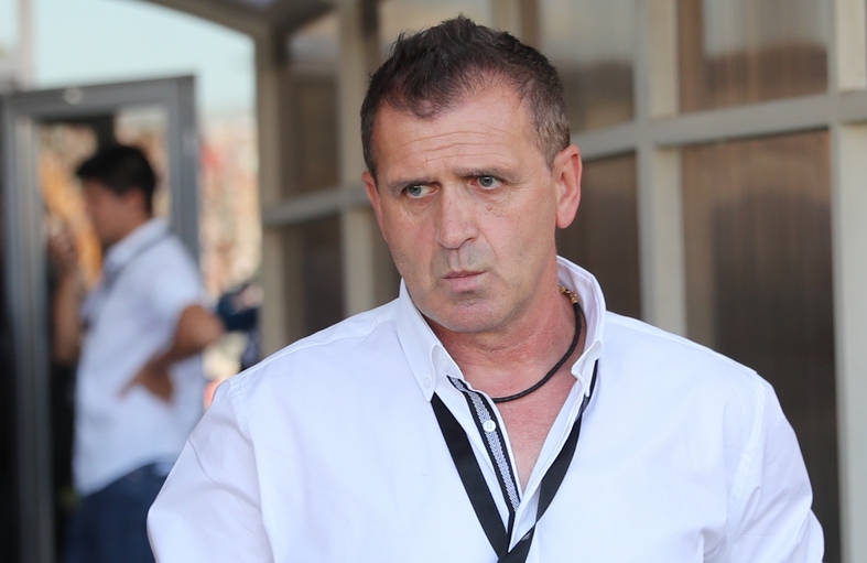 Наставникът на Локомотив Пловдив Бруно Акрапович отрече слуховете че ще