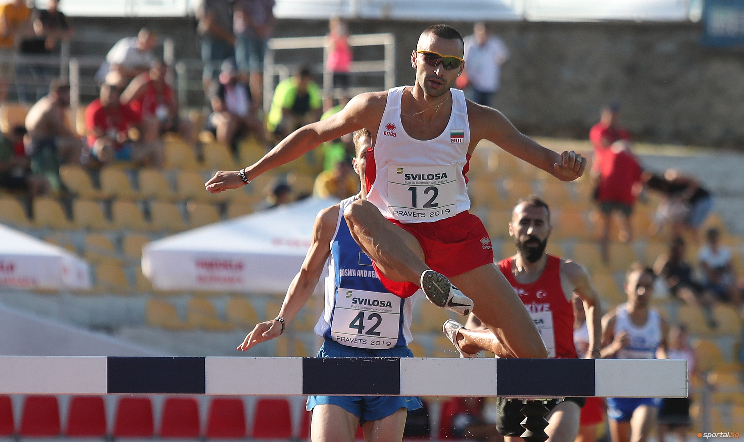 Митко Ценов спечели първия медал за България във втория ден