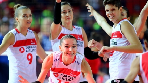 Женският национален отбор на Турция се класира на полуфинал на