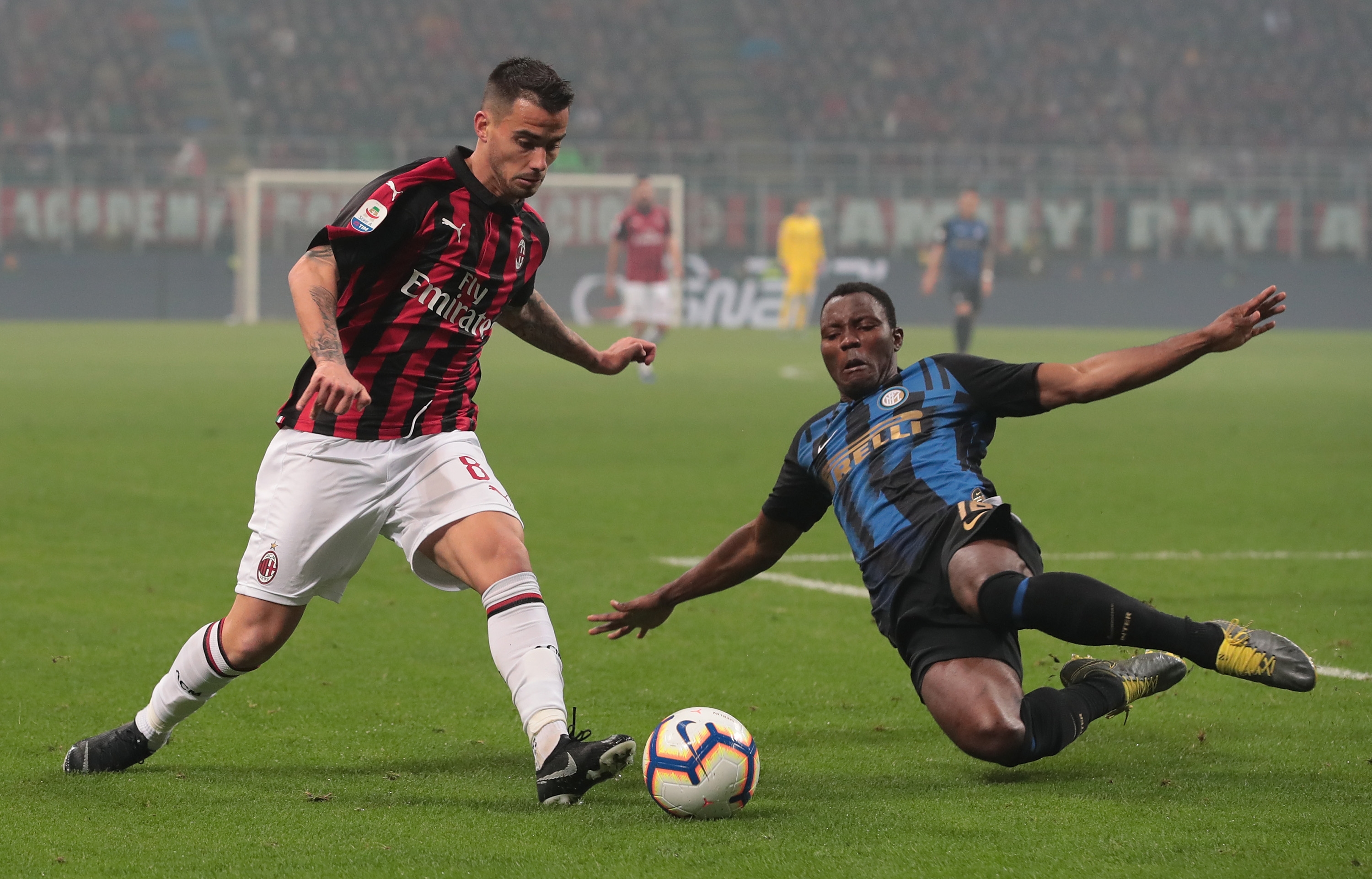 Предстоящото дерби между Милан и Интер предизвиква огромен интерес сред