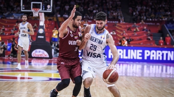 В късният мач от група I в който Аржентина победи