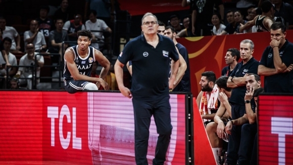 Селекционерът на Гърция Танасис Скуртуполос изрази недоволството си към съдийската