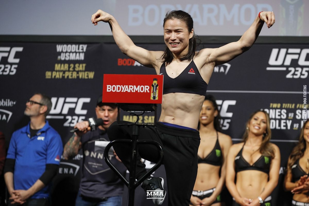 Ново женско супердерби се задава в UFC. Китайската сензация Жан