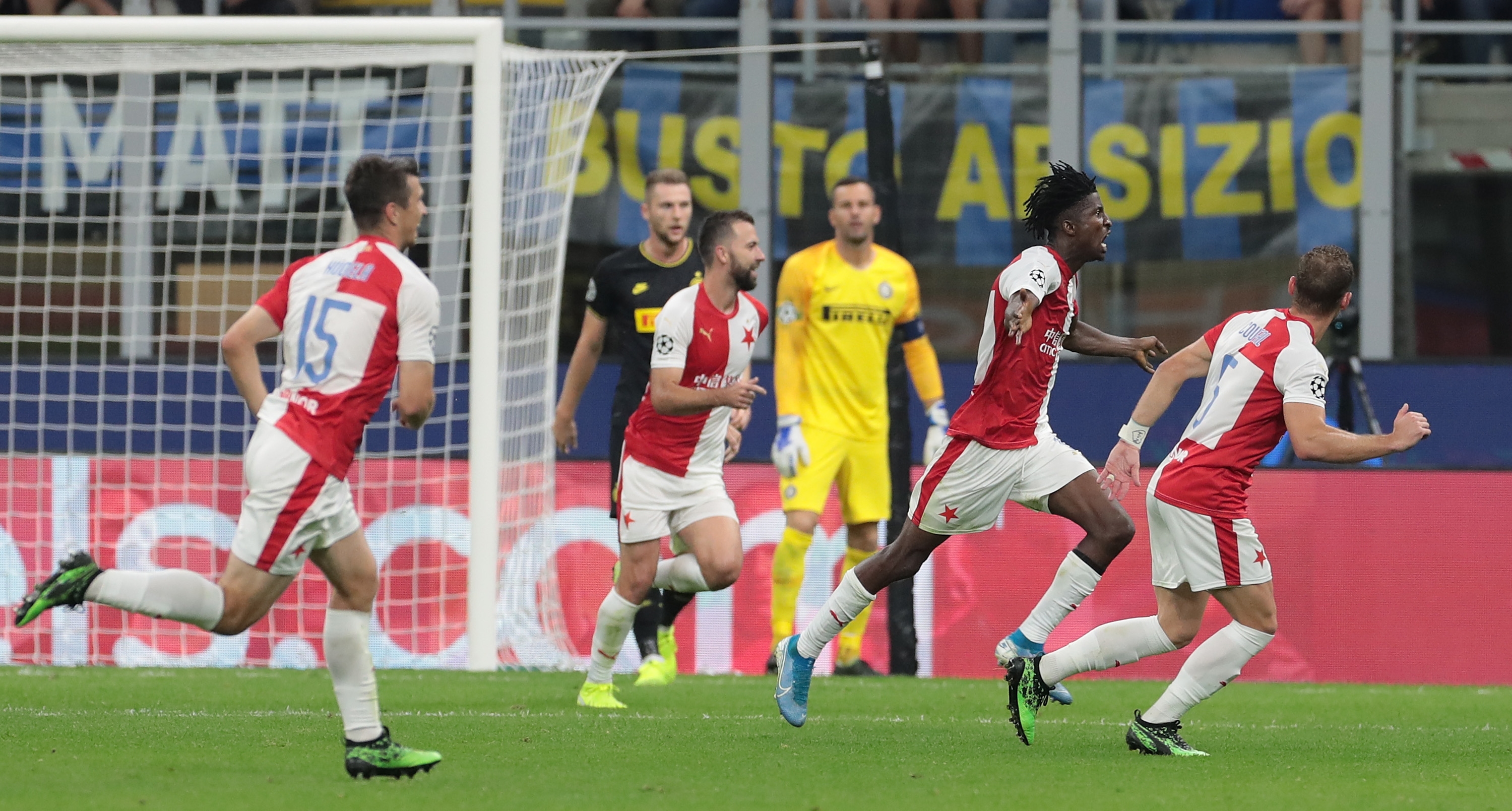 Интер започна отлично сезона в Серия А и сега се