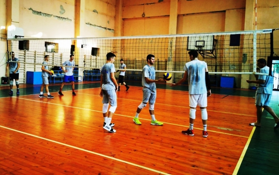 Отборът на Виктория Волей (Пловдив) направи първа тренировка в зала