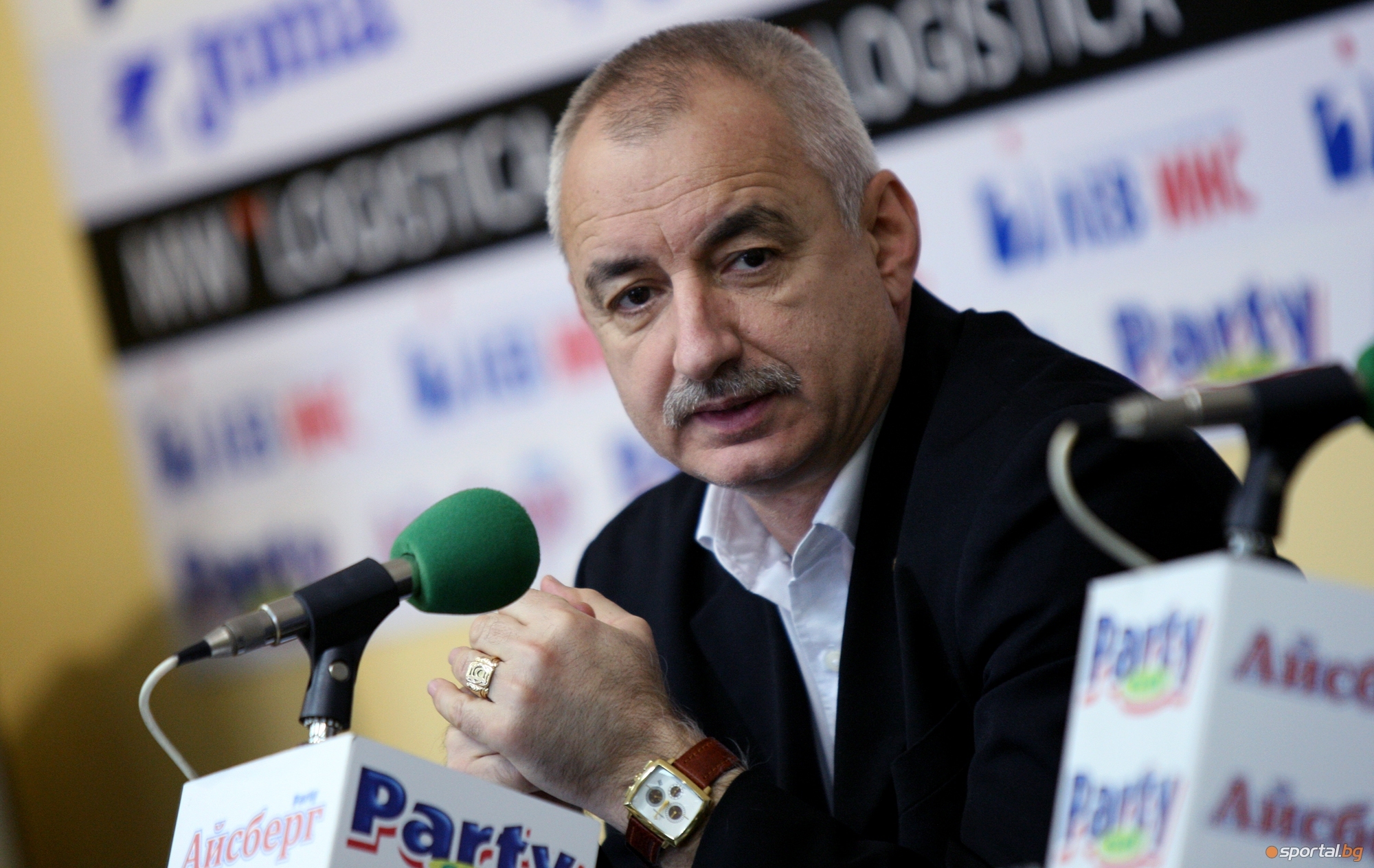 Венцислав Николов е член на Управителния съвет на Българския професионален