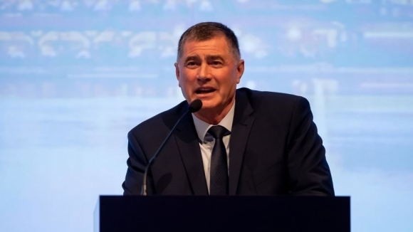 Президентът на Българската федерация по лека атлетика Добромир Карамаринов беше