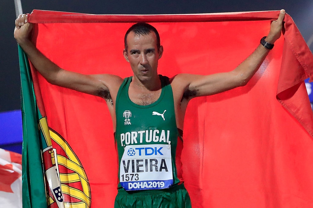 Португалецът Жоао Виейра влезе в историята като стана най възрастният атлет