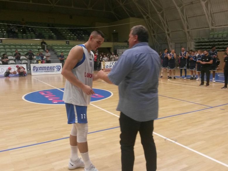 Левски Лукойл спечели традиционния баскетболен турнир турнир купа Пловдив който