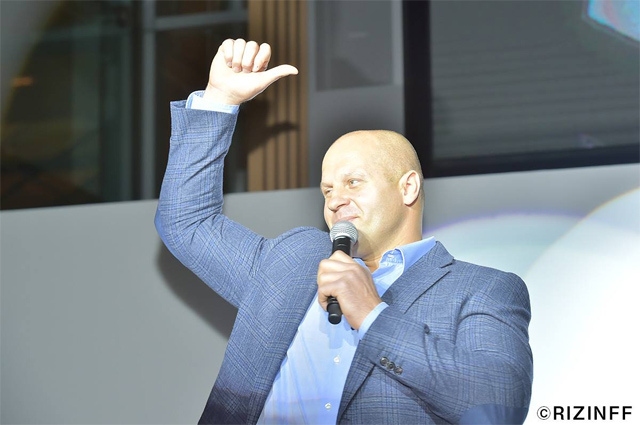 Легендарният ММА боец Фьодор Емеляненко сподели че често се вози