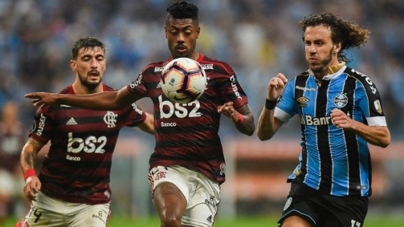 Отборите на Гремио и Фламенго завършиха наравно 1 1 в първа