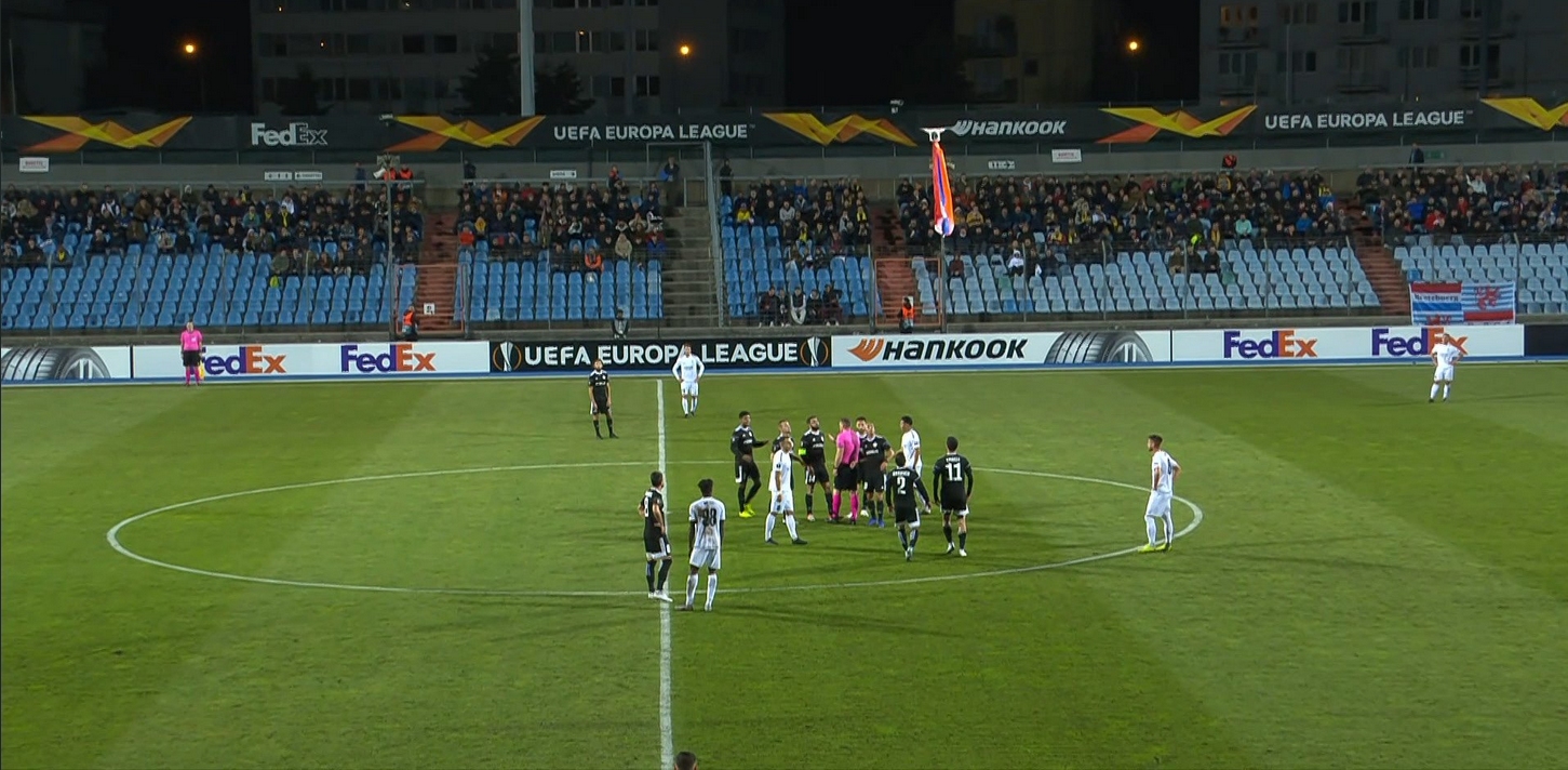 Мачът между Дюделанж и Карабах от група А на Лига