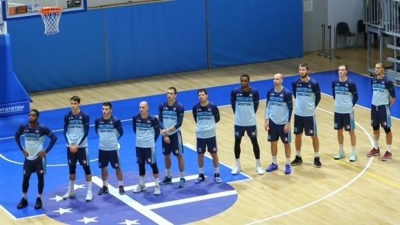 Академик Бултекс 99 излиза утре в първия си мач от