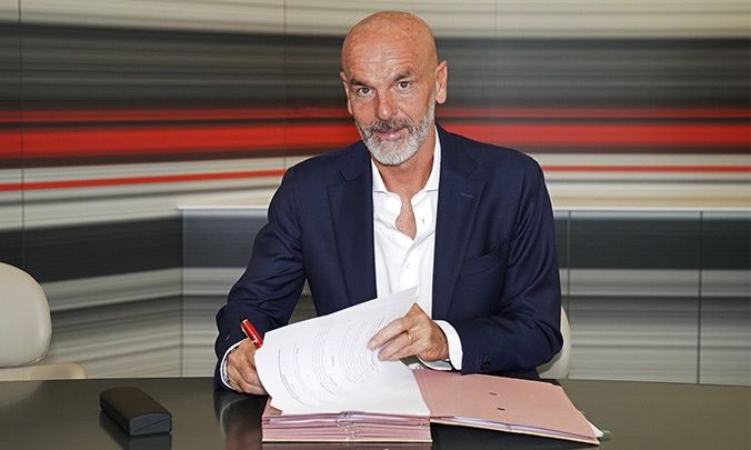Милан официално обяви назначението на Стефано Пиоли Бившият треньор на