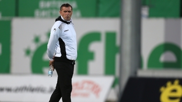 Треньорът на Локомотив Пловдив Бруно Акрапович е категоричен че няма