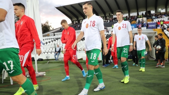 Нападателят на младежкия национален отбор Лъчезар Котев сподели разочарованието си