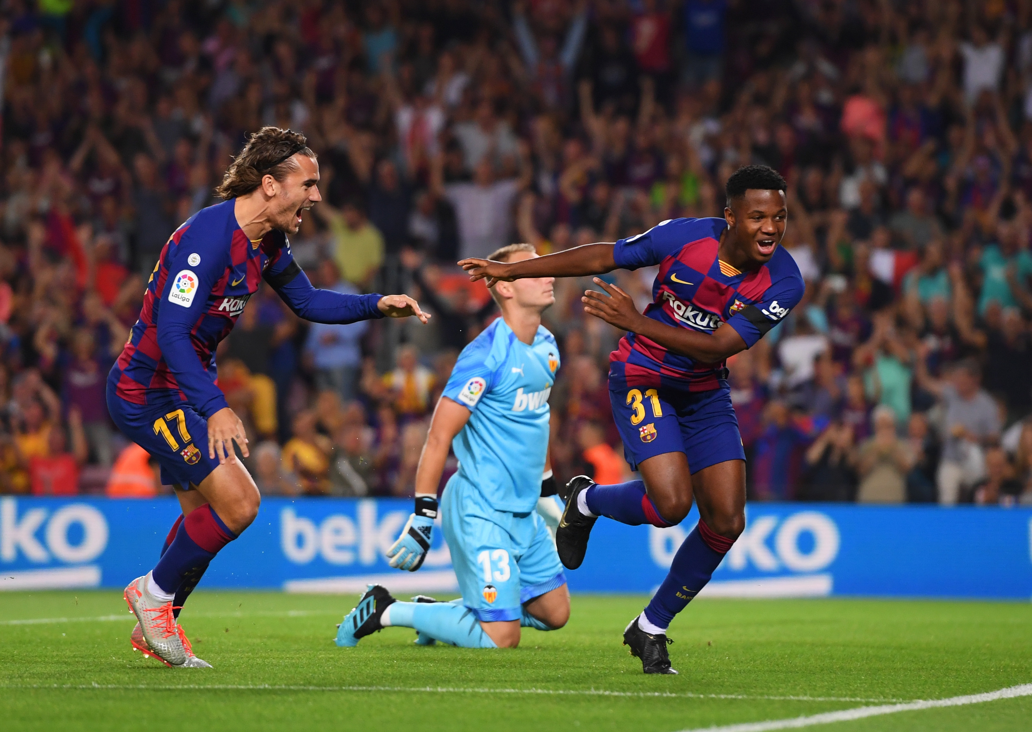 Халфът на Барселона Артуро Видал е обнадежден, че тимът ще