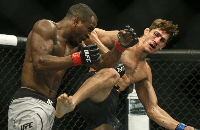 UFC Файт Найт 161 остави без дъх феновете на бойните