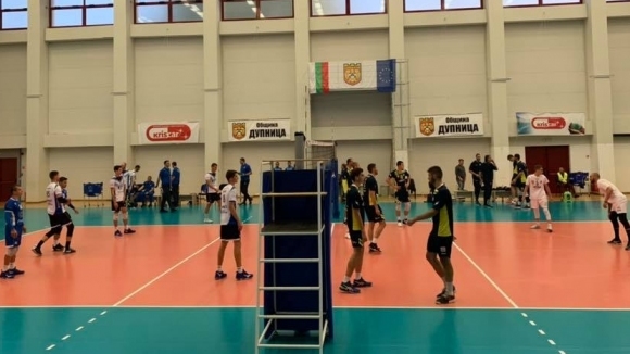 Волейболистите на Марек Юнион Ивкони Дупница започнаха перфектно сезона в Суперлигата