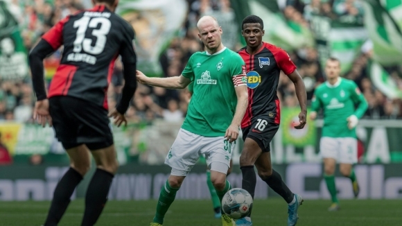 Край на една серия и удължаване на друга това