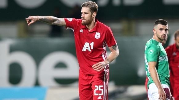 Испанският защитник на ЦСКА София Раул Албентоса застана пред камерата на предаването