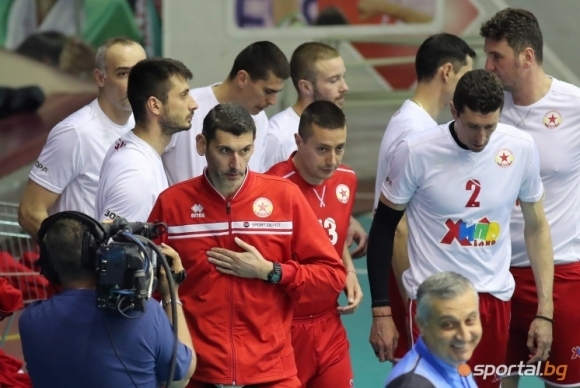 Старши треньорът на волейболния ЦСКА Александър Попов говори за проблемите